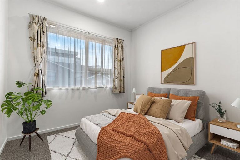 Photo of property in 3/54 Wellington Street, Howick, Auckland, 2014