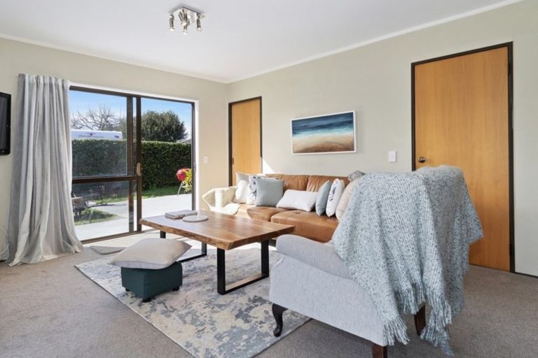 Photo of property in 25 Links View Drive, Omokoroa, 3114