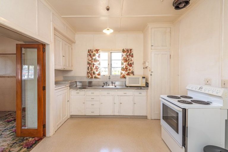 Photo of property in 32 Guyton Street, Whanganui, 4500