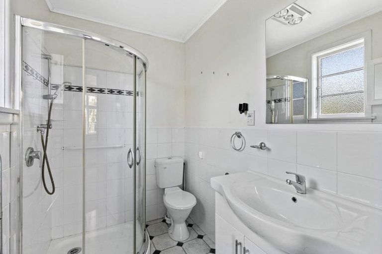 Photo of property in 325 Hills Road, Mairehau, Christchurch, 8013