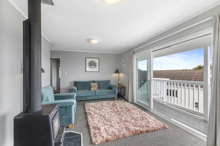 Photo of property in 6 Hindipur Terrace, Broadmeadows, Wellington, 6035