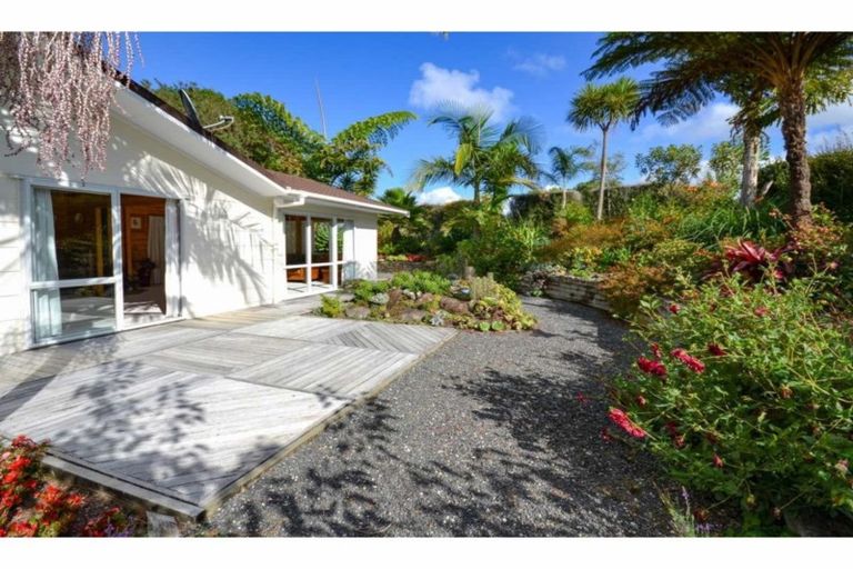Photo of property in 9 Edkins Road, Kerikeri, 0230