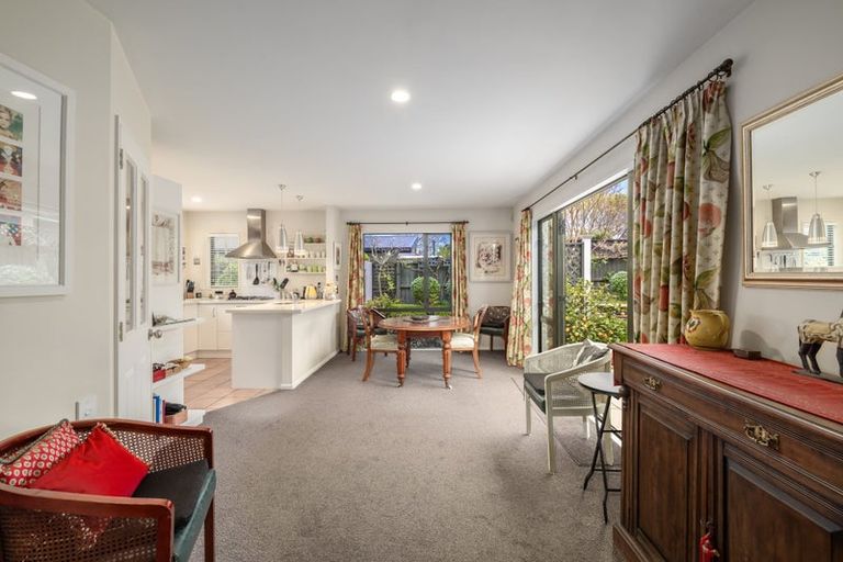 Photo of property in 25c Taylors Avenue, Bryndwr, Christchurch, 8052