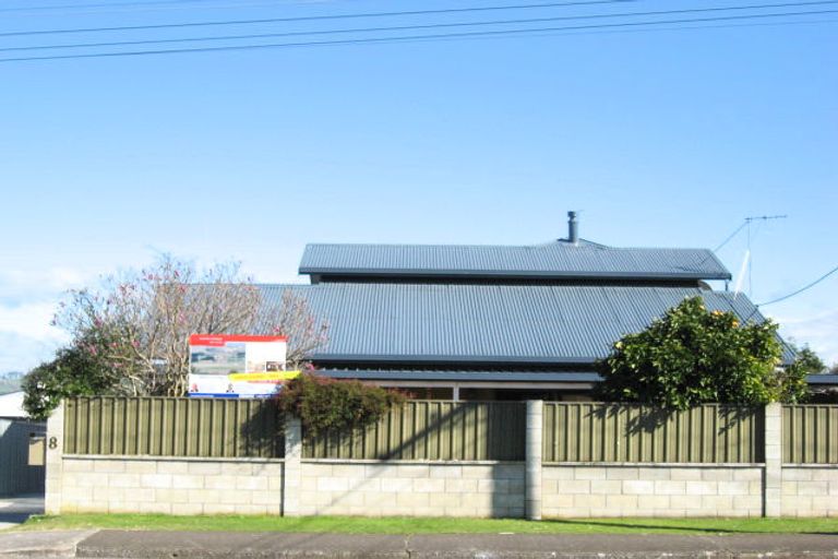 Photo of property in 8 Goodger Street, Waipukurau, 4200