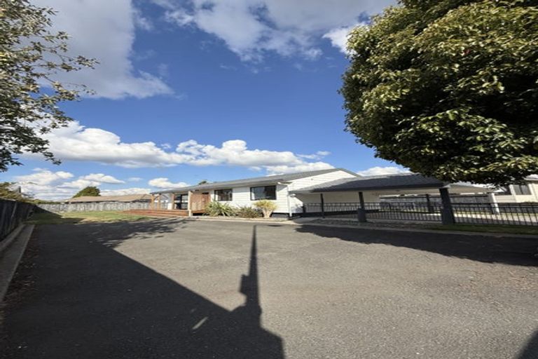 Photo of property in 3 Bartholomew Drive, Nawton, Hamilton, 3200