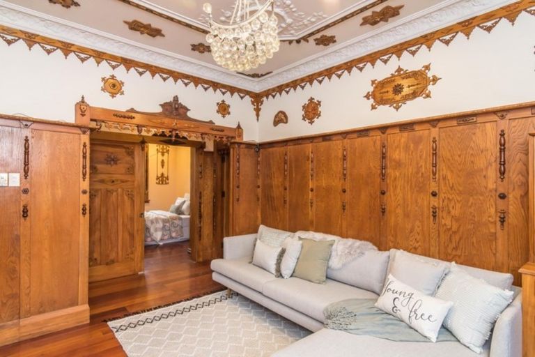 Photo of property in 28 Reef Street, Island Bay, Wellington, 6023