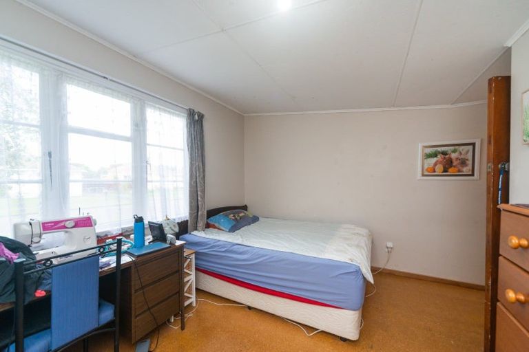 Photo of property in 33 Andrew Avenue, Roslyn, Palmerston North, 4414