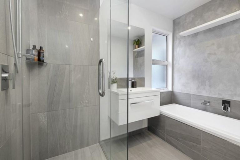 Photo of property in 19 Packard Crescent, Halswell, Christchurch, 8025