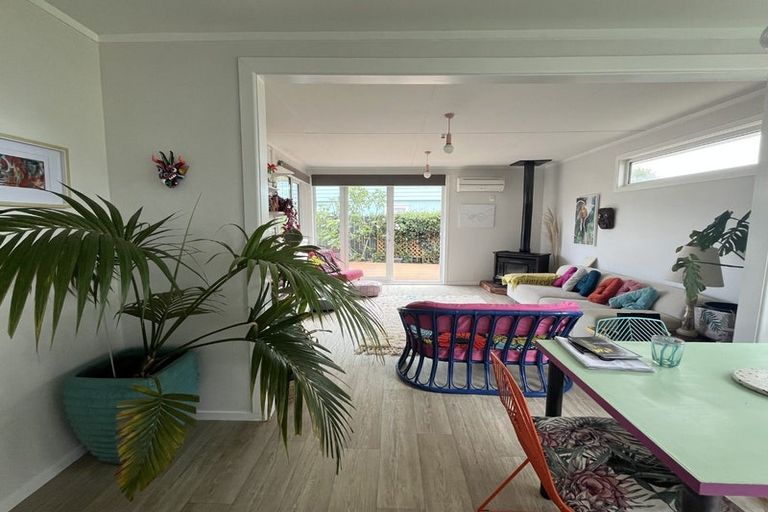 Photo of property in 42 Conclusion Street, Ascot Park, Porirua, 5024