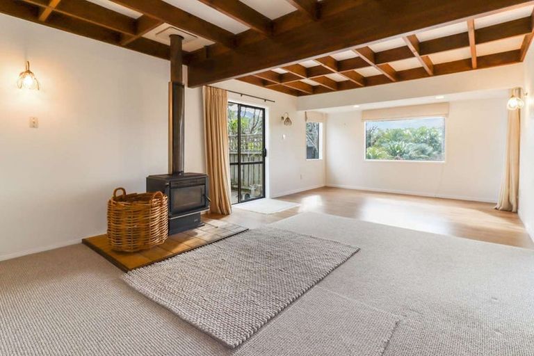 Photo of property in 44 Clevedon Kawakawa Road, Clevedon, Papakura, 2585