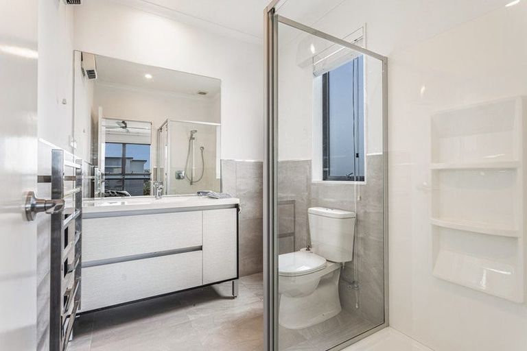 Photo of property in 10 Harewood Street, Whenuapai, Auckland, 0618