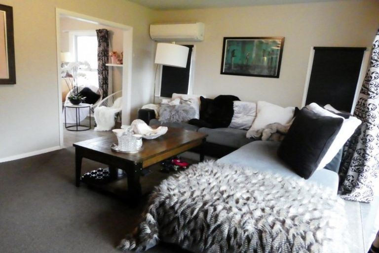 Photo of property in 121 Pages Road, Wainoni, Christchurch, 8061