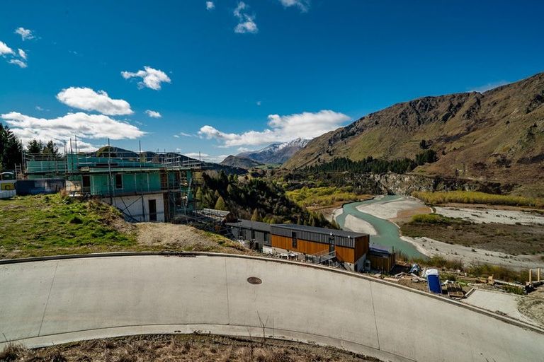 Photo of property in 7 Powder Terrace, Arthurs Point, Queenstown, 9371