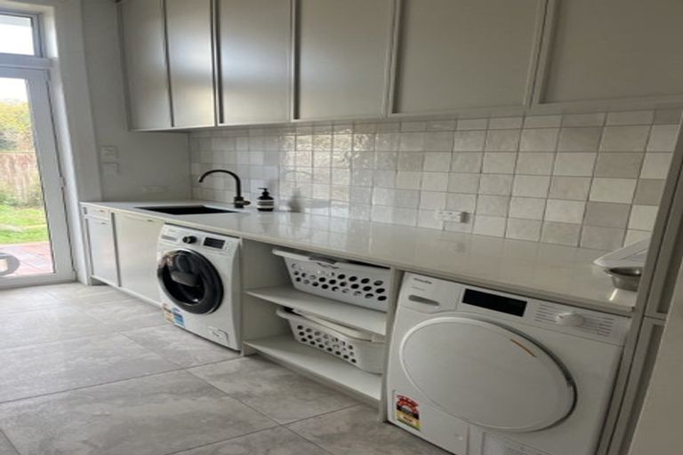 Photo of property in 64 Cashmere Avenue, Khandallah, Wellington, 6035