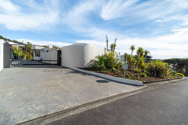 Photo of property in 1 Young Nicks Lane, Whitby, Porirua, 5024