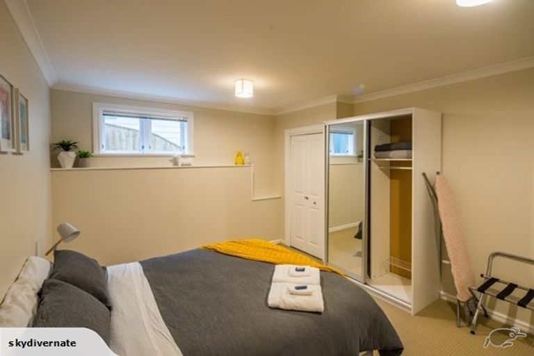Photo of property in 14a Freeling Street, Island Bay, Wellington, 6023