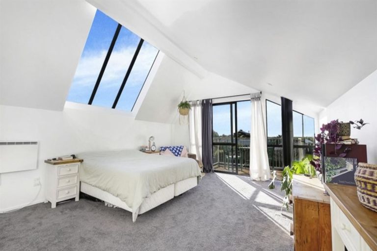 Photo of property in 141 Pine Avenue, South New Brighton, Christchurch, 8062