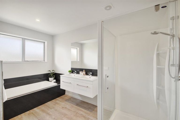 Photo of property in 6 Fox Lane, Rolleston, 7615