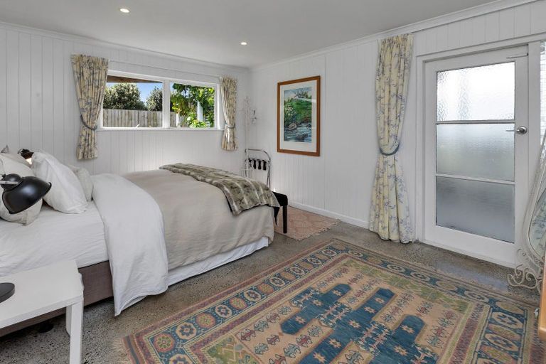 Photo of property in 72 Marsden Point Road, Ruakaka, 0116