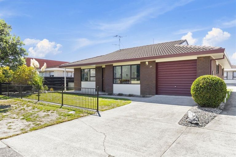 Photo of property in 89a Dickson Road, Papamoa Beach, Papamoa, 3118