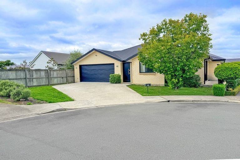 Photo of property in 12 Bate Place, Kaiapoi, 7630