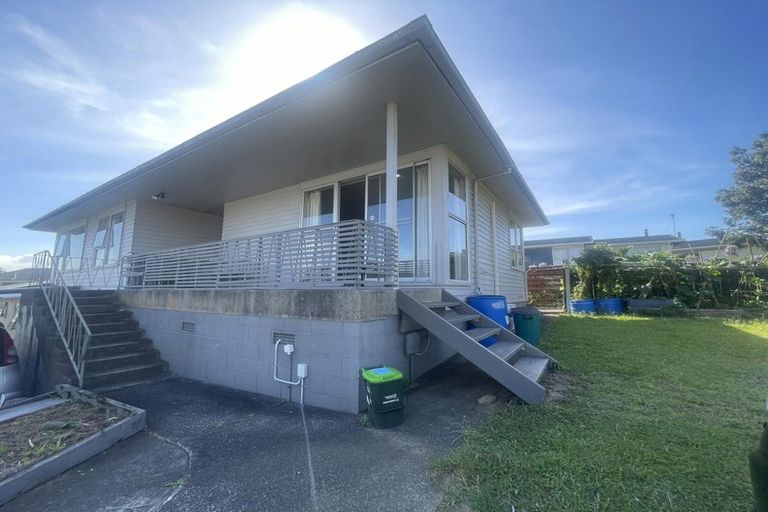 Photo of property in 49 Walworth Avenue, Pakuranga Heights, Auckland, 2010