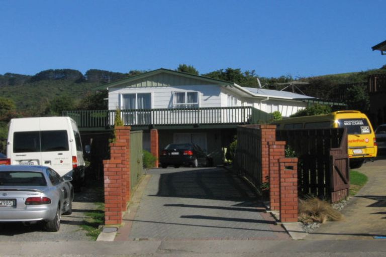 Photo of property in 23 Chapel Street, Takapuwahia, Porirua, 5022
