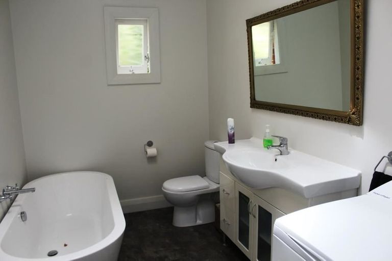 Photo of property in 41 Tomahawk Road, Andersons Bay, Dunedin, 9013