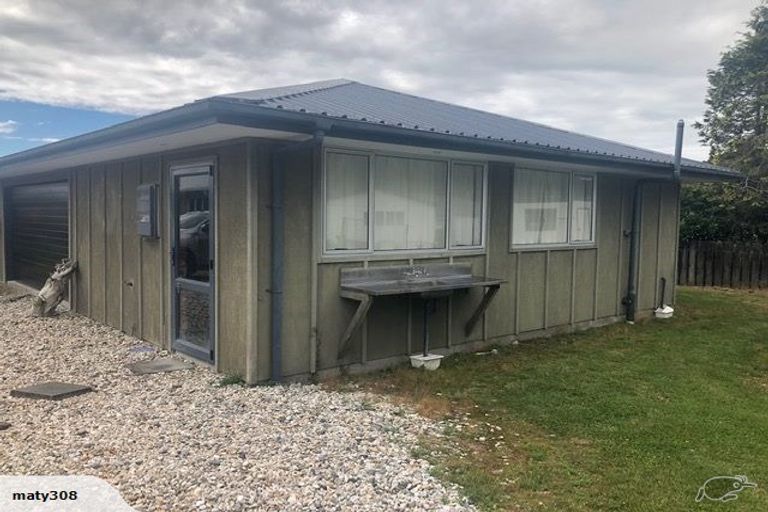 Photo of property in 11 Pauareka Road, Haast, 7886