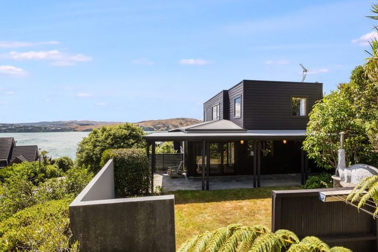 Photo of property in 14 The Crowsnest, Whitby, Porirua, 5024