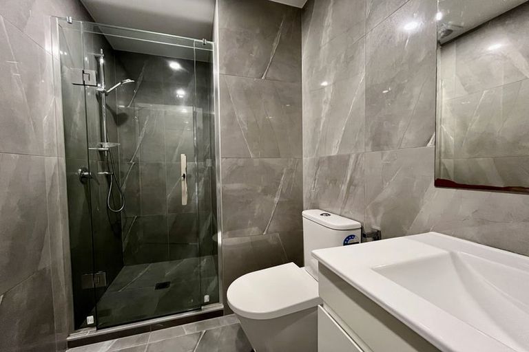 Photo of property in 6a Martin Road, Manurewa, Auckland, 2102