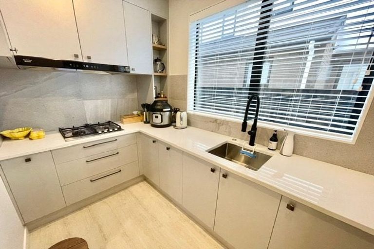 Photo of property in 10 Keel Street, Long Bay, Auckland, 0630