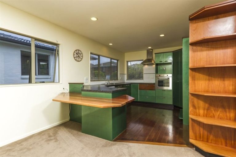 Photo of property in 1/9 Auld Street, Torbay, Auckland, 0630