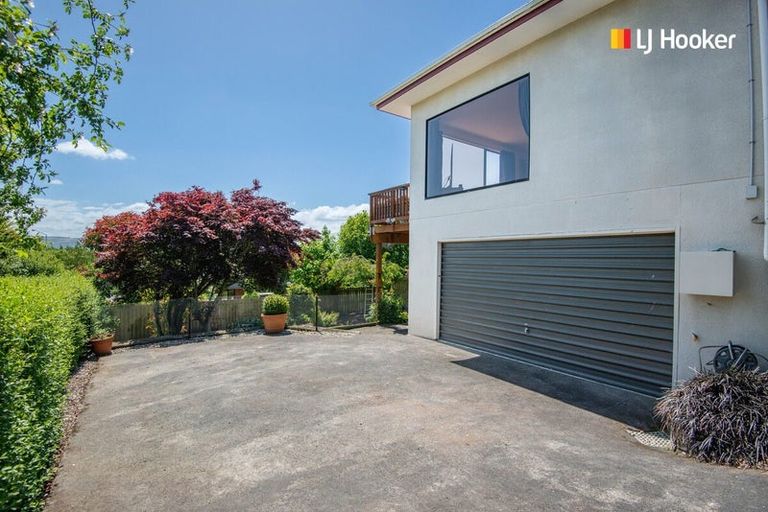 Photo of property in 19 Braeside, Kinmont Park, Mosgiel, 9024