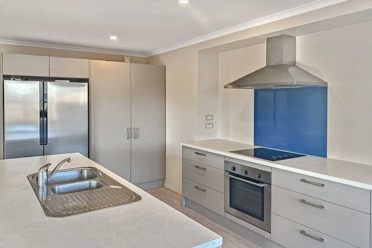 Photo of property in 2 Saint Lukes Street, Woolston, Christchurch, 8062