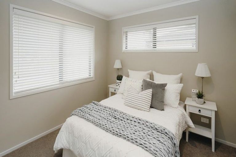 Photo of property in 12 Kerr Crescent, Patumahoe, 2679