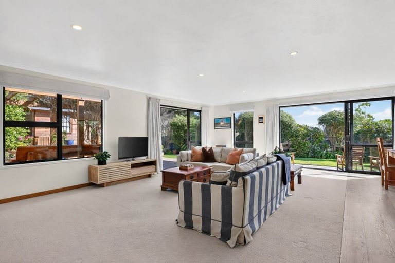 Photo of property in 18 Saddleback Road, Todds Valley, Nelson, 7071