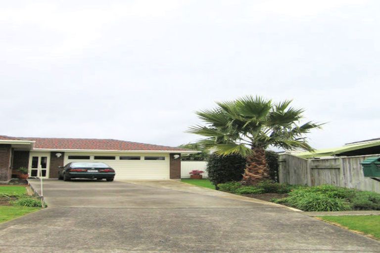 Photo of property in 24 Port Street West, Feilding, 4702