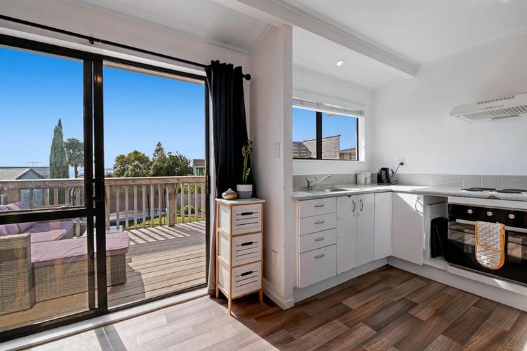 Photo of property in 36 Kawau View Road, Snells Beach, 0920