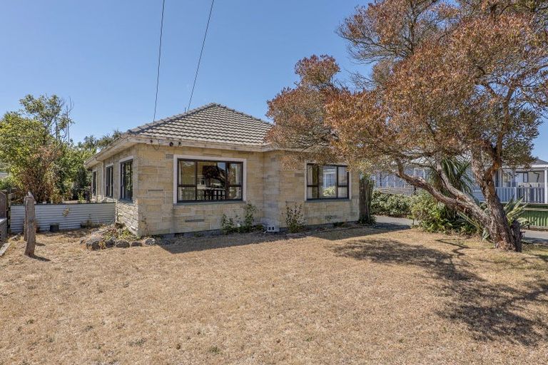 Photo of property in 235 Breezes Road, Aranui, Christchurch, 8061