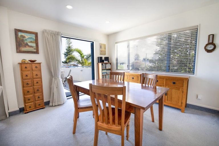 Photo of property in 24c The Esplanade, Westshore, Napier, 4110