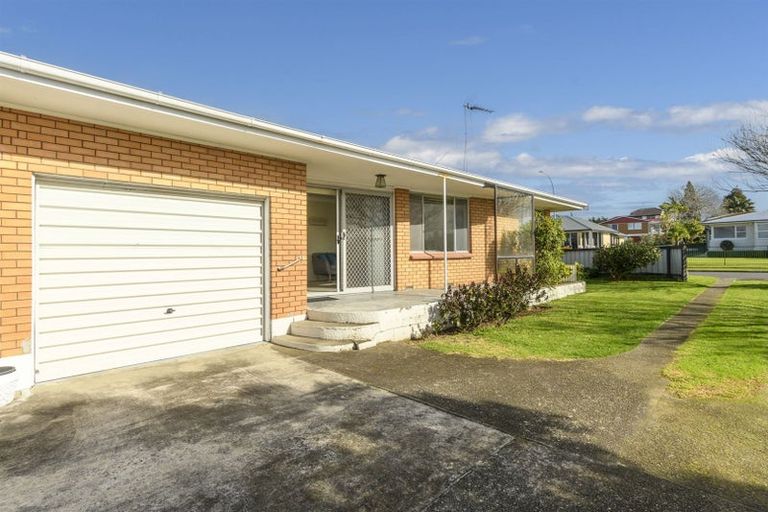 Photo of property in 5a Laing Place, Otumoetai, Tauranga, 3110