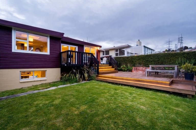 Photo of property in 109 Centennial Avenue, Helensburgh, Dunedin, 9010