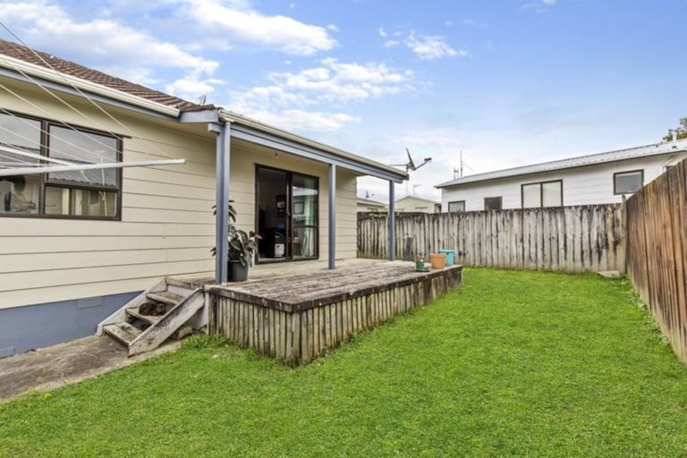 Photo of property in 1/33 Secretariat Place, Randwick Park, Auckland, 2105