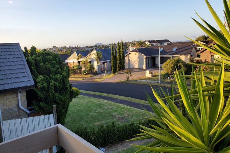 Photo of property in 34 Oliver Road, Eastern Beach, Auckland, 2012