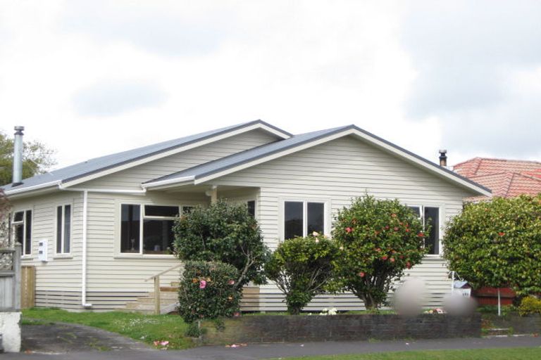 Photo of property in 247 Coronation Avenue, Welbourn, New Plymouth, 4310