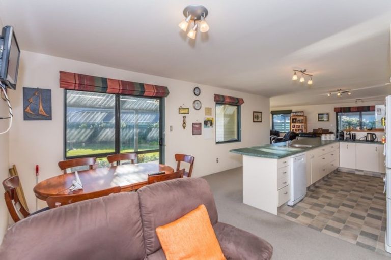 Photo of property in 50 Kent Avenue, Waitarere Beach, Levin, 5510