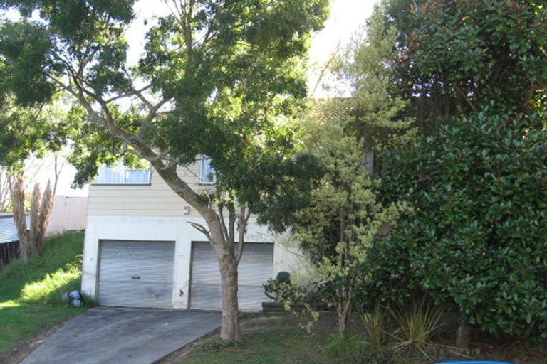 Photo of property in 112 Moire Road, West Harbour, Auckland, 0618