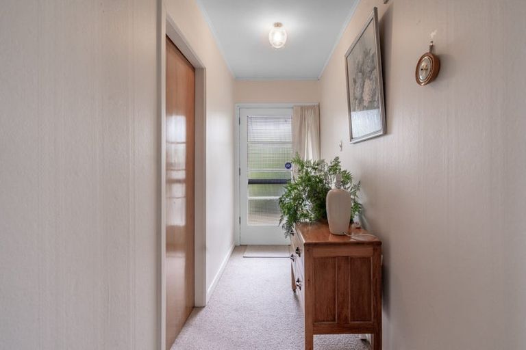 Photo of property in 74 Conway Crescent, Glengarry, Invercargill, 9810