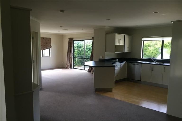 Photo of property in 2 Newbury Place, Taradale, Napier, 4112